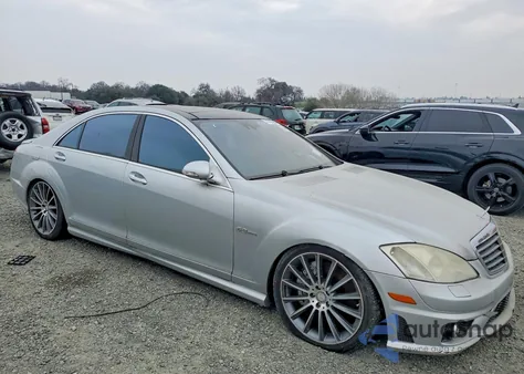 2008 Mercedes-Benz S 63 Amg z USA, uszkodzony, nr VIN WDDNG77X48A219570